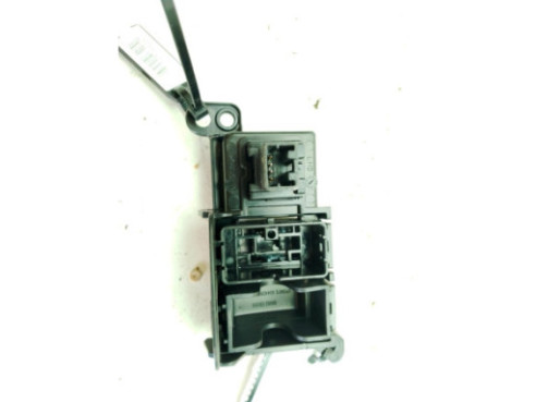 68492EB300 INTERRUPTOR WARNING NISSAN NV200 / EVALIA Autobús|Desguaces La Cabaña