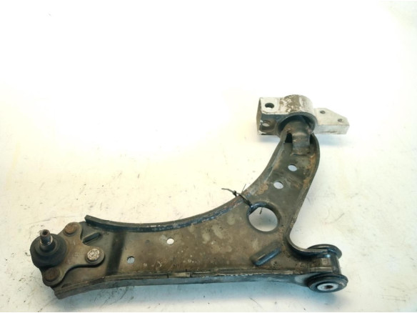 1K0199232J BRAZO SUSPENSION DEL DER INF ANTERIOR VW GOLF V (1K1)|Desguaces La Cabaña