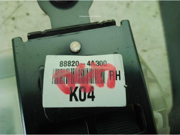 888204A300 CINTURON DEL DER HYUNDAI H-1 Furgón|Desguaces La Cabaña