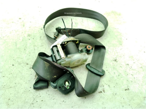 888204A300 CINTURON DEL DER HYUNDAI H-1 Furgón|Desguaces La Cabaña