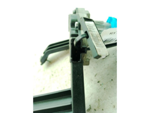 987003W000 MOTOR LIMPIAPARABRISAS TRA KIA SPORTAGE (SL)|Desguaces La Cabaña