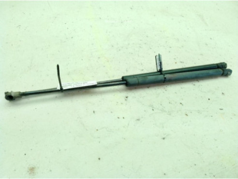 1M6827550A AMORTIGUADOR PORTON / TAPA MALETA SEAT LEON (1M1)|Desguaces La Cabaña