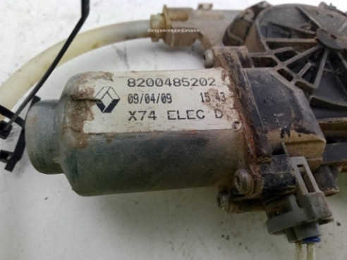 8200485202 ELEVALUNAS PUERTA LAT TRA DER RENAULT LAGUNA II (BG0/1_)|Desguaces La Cabaña