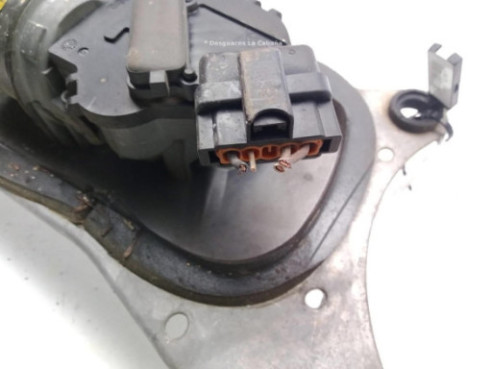 8200317212  MOTOR LIMPIAPARABRISAS DEL RENAULT LAGUNA II (BG0/1_)|Desguaces La Cabaña