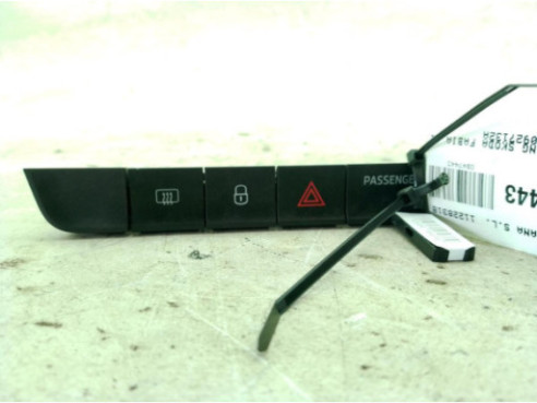 6V0927132A INTERRUPTOR WARNING SKODA FABIA III (NJ3)|Desguaces La Cabaña