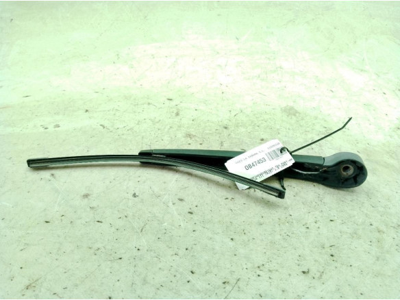 5G9955707  BRAZO LIMPIAPARABRISAS TRA PORTÓN SKODA FABIA III (NJ3)|Desguaces La Cabaña