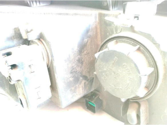 921012B010  FARO IZQUIERDO HYUNDAI SANTA FE II (CM)|Desguaces La Cabaña