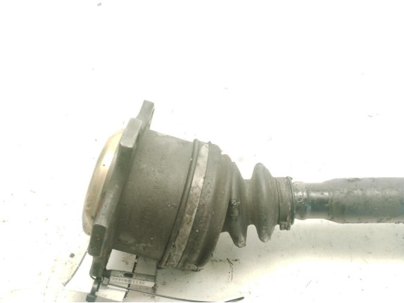 8D0407272EK  PALIER DEL DER VW PASSAT (3B3)|Desguaces La Cabaña