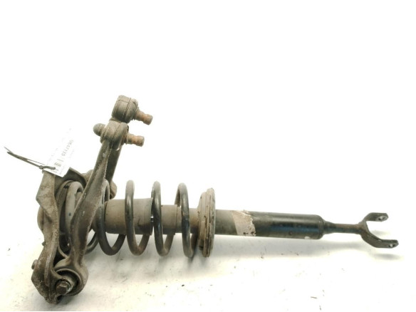 3B04130310 BRAZO SUSPENSION DEL DER INF VW PASSAT (3B3)|Desguaces La Cabaña