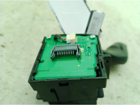 F1ET17A553BA MANDO LIMPIAPARABRISAS FORD FOCUS III Turnier|Desguaces La Cabaña
