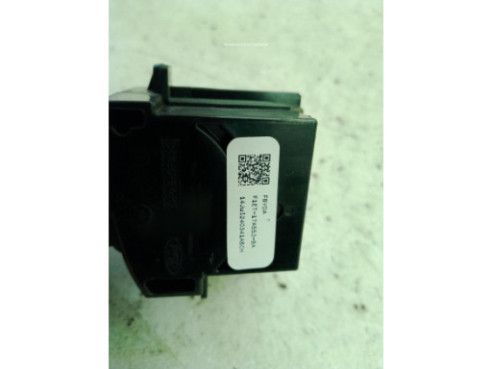 F1ET17A553BA MANDO LIMPIAPARABRISAS FORD FOCUS III Turnier|Desguaces La Cabaña