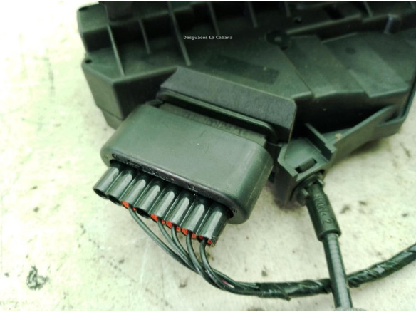 BM5AA21812BF CERRADURA PUERTA LAT DEL DER FORD FOCUS III Turnier|Desguaces La Cabaña