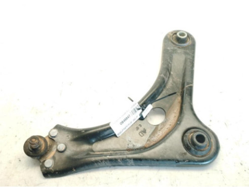 1673629880  BRAZO SUSPENSION DEL DER INF PEUGEOT 208|Desguaces La Cabaña