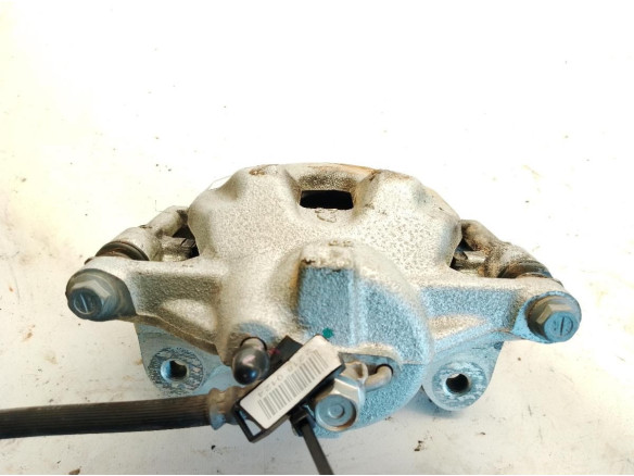 4775002490  PINZA DEL IZQ TOYOTA YARIS CROSS (MXP_)|Desguaces La Cabaña