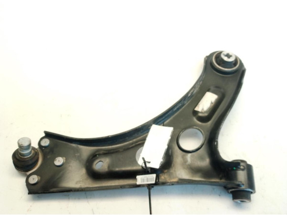 9857897880  BRAZO SUSPENSION DEL DER INF OPEL CORSA 1.2S|Desguaces La Cabaña