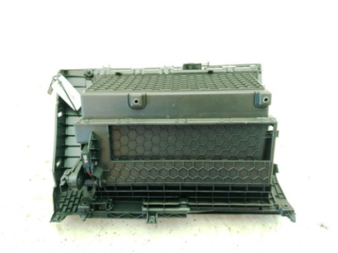 5FB857095H  GUANTERA INFERIOR DER SEAT LEON Sportstourer (KL8)|Desguaces La Cabaña