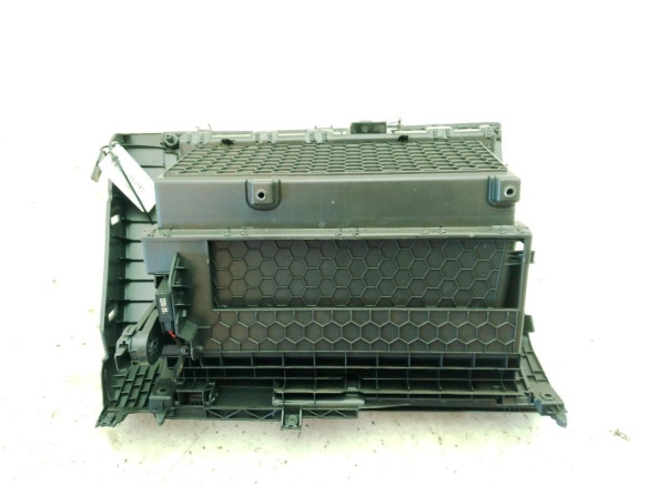 5FB857095H  GUANTERA INFERIOR DER SEAT LEON Sportstourer (KL8)|Desguaces La Cabaña