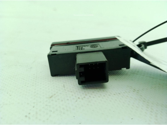 3AA9531QB INTERRUPTOR WARNING VW CC (358)|Desguaces La Cabaña
