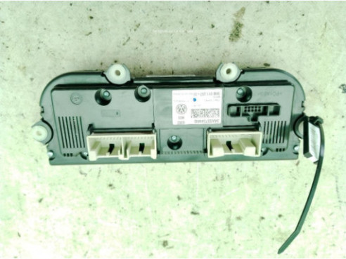 3C8827025D  TAPA MALETA VW CC (358)|Desguaces La Cabaña 2