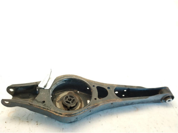 1K0505311AB  BRAZO SUSPENSION TRA DER INF CENTRAL VW CC (358)|Desguaces La Cabaña