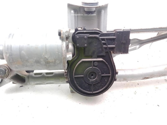 98110F2000  MOTOR LIMPIAPARABRISAS DEL KIA SPORTAGE (QL)|Desguaces La Cabaña