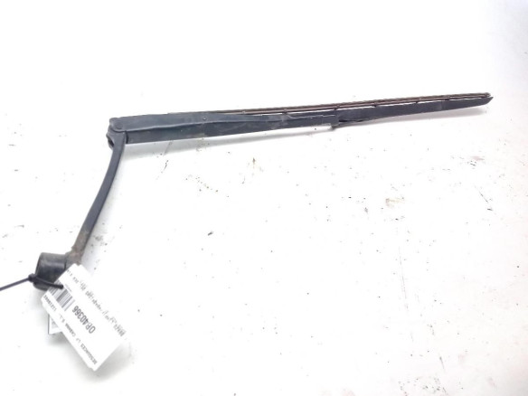 98321D9000  BRAZO LIMPIAPARABRISAS DEL DER KIA SPORTAGE (QL)|Desguaces La Cabaña