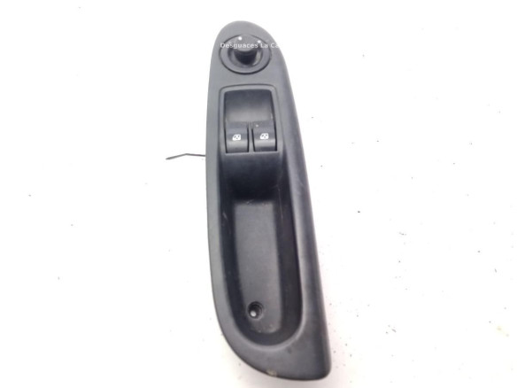 MANDO ELEVALUNAS PUERTA LAT DEL IZQ RENAULT CLIO II (BB_, CB_)|Desguaces La Cabaña