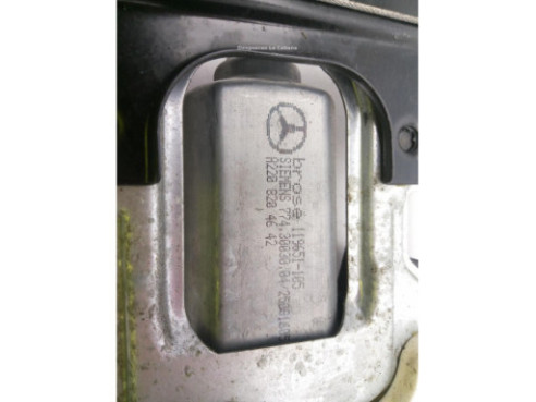 A2208204642 ELEVALUNAS PUERTA LAT DEL IZQ MERCEDES BENZ CLASE C (W203)|Desguaces La Cabaña