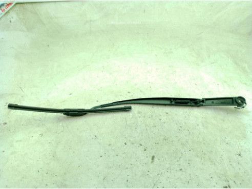 983203U000  BRAZO LIMPIAPARABRISAS DEL DER KIA SPORTAGE (SL)|Desguaces La Cabaña