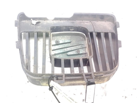6K0853654D REJILLA / CALANDRA SEAT IBIZA II (6K1)|Desguaces La Cabaña