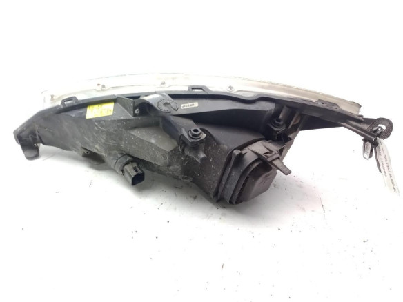 FARO DERECHO FORD FOCUS (DAW, DBW)|Desguaces La Cabaña