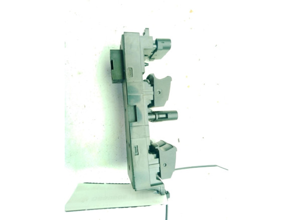 MANDO ELEVALUNAS PUERTA LAT DEL IZQ SEAT TOLEDO II (1M2)|Desguaces La Cabaña