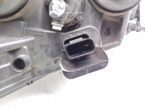 9802221280 FARO DERECHO PEUGEOT 208|Desguaces La Cabaña