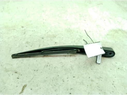 BRAZO LIMPIAPARABRISAS TRA PORTÓN OPEL ASTRA H (A04)|Desguaces La Cabaña