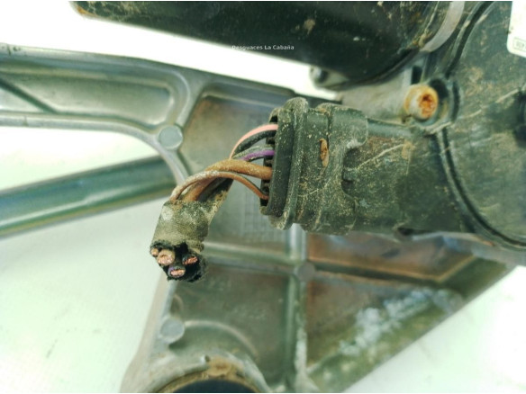 W000051184 MOTOR LIMPIAPARABRISAS DEL MERCEDES BENZ VITO Tourer (W447)|Desguaces La Cabaña