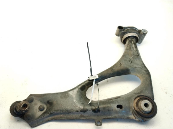 A4473301507  BRAZO SUSPENSION DEL DER INF MERCEDES BENZ VITO Tourer (W447)|Desguaces La Cabaña