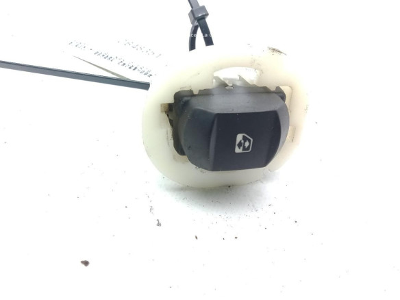 MANDO ELEVALUNAS PUERTA LAT DEL DER RENAULT MEGANE II (BM0/1_, CM0/1_)|Desguaces La Cabaña
