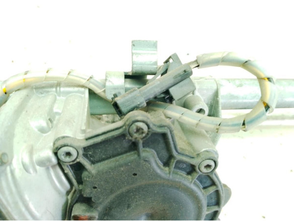 23001355 MOTOR LIMPIAPARABRISAS DEL OPEL VECTRA C GTS (Z02)|Desguaces La Cabaña