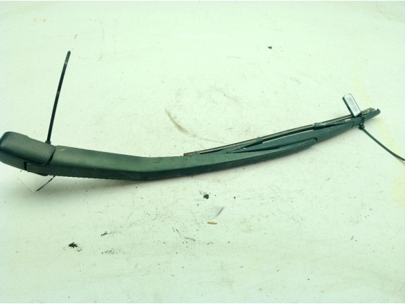 287801HA4B  BRAZO LIMPIAPARABRISAS TRA PORTÓN NISSAN MICRA IV (K13)|Desguaces La Cabaña