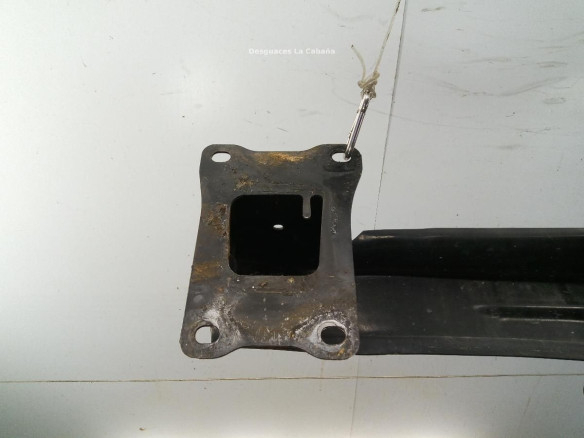5F0807305  TRAVIESA TRA SEAT LEON (5F1)|Desguaces La Cabaña