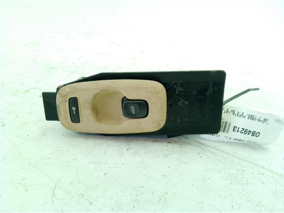 30732817 MANDO ELEVALUNAS PUERTA LAT DEL DER VOLVO S60 I (384)|Desguaces La Cabaña