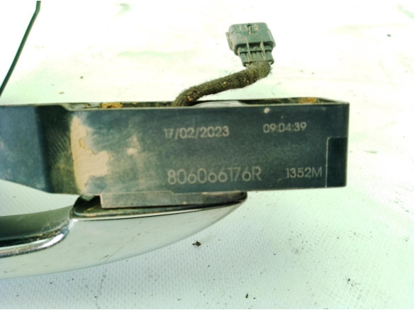806066176R MANILLA PUERTA LAT DEL IZQ EXT RENAULT MEGANE IV (B9A/M_)|Desguaces La Cabaña