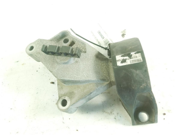113758313R  SOPORTE MOTOR DER RENAULT CAPTUR (J5_, H5_)|Desguaces La Cabaña
