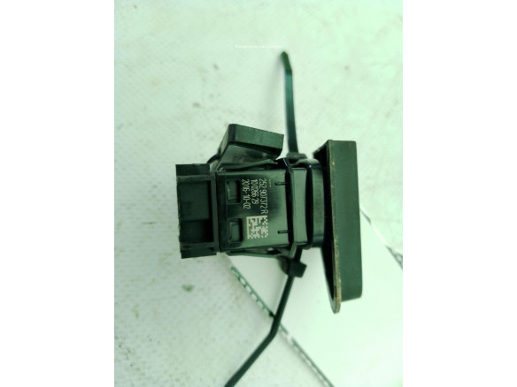 252907372R INTERRUPTOR WARNING RENAULT CAPTUR (J5_, H5_)|Desguaces La Cabaña