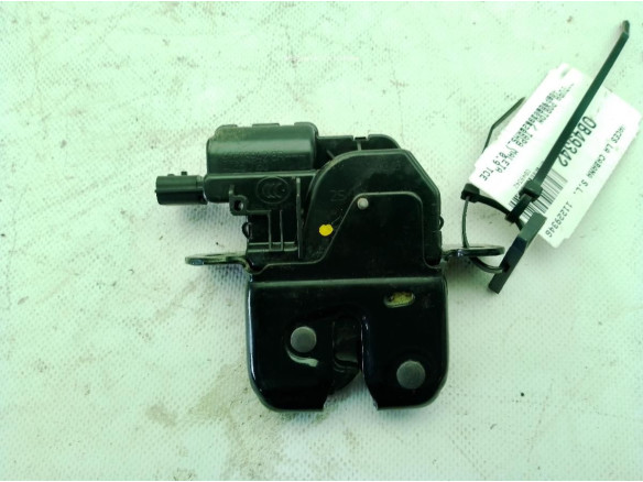 905039428R CERRADURA PORTON / TAPA MALETA RENAULT CAPTUR (J5_, H5_)|Desguaces La Cabaña