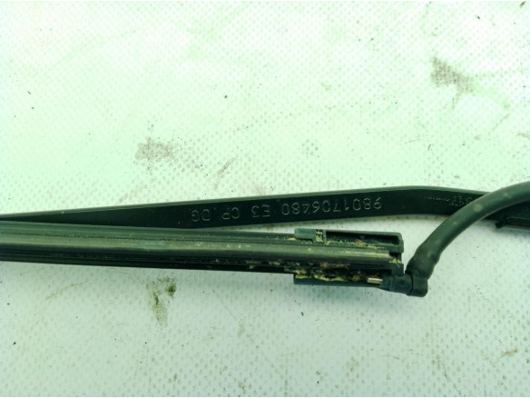 1611871580  BRAZO LIMPIAPARABRISAS DEL DER CITROEN C4 CACTUS|Desguaces La Cabaña