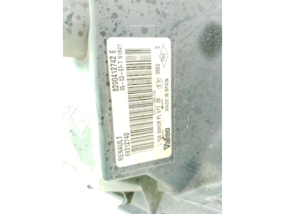 7701063218 FARO DERECHO RENAULT MEGANE II Ranchera familiar (KM0/1_)|Desguaces La Cabaña