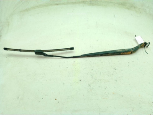 9822931880 BRAZO LIMPIAPARABRISAS DEL DER PEUGEOT 208 II (UB_, UP_, UW_)|Desguaces La Cabaña