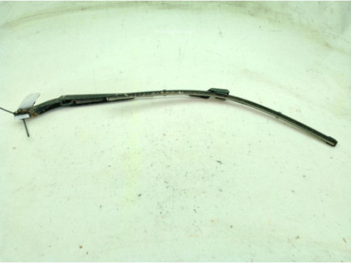 9822931680 BRAZO LIMPIAPARABRISAS DEL IZQ PEUGEOT 208 II (UB_, UP_, UW_)|Desguaces La Cabaña