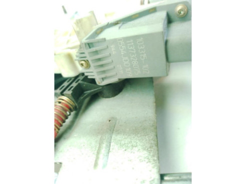 105772101 ELEVALUNAS PUERTA LAT DEL IZQ CITROEN XSARA PICASSO (N68)|Desguaces La Cabaña